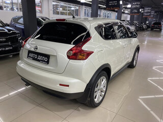 2011 Nissan Juke I, белый, 909000 рублей, вид 4