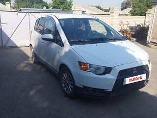 2010 Mitsubishi Colt CZ2 VI (Z30) Рестайлинг, белый, 650000 рублей, вид 4