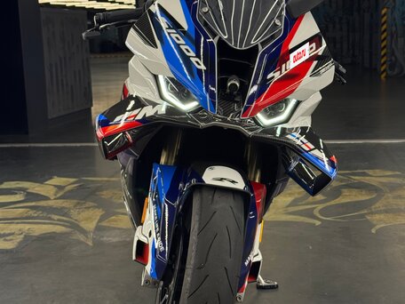 2025 BMW S 1000 RR, белый, 2400000 рублей, вид 2