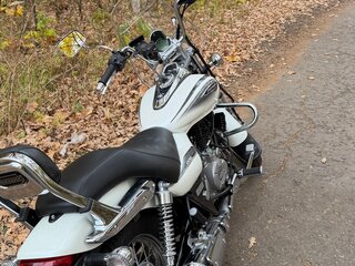 2023 Bajaj Avenger, белый, 220000 рублей, вид 5