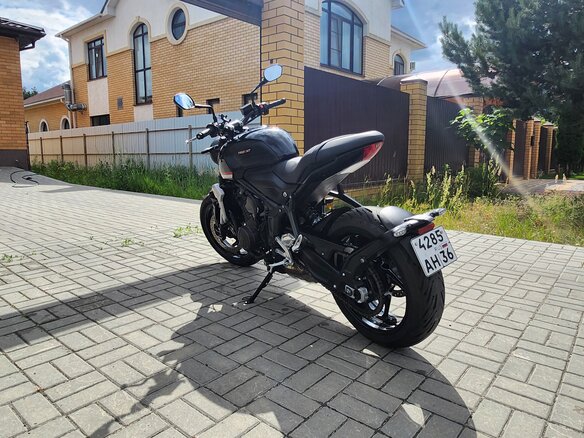 2021 Triumph Trident 660, чёрный, 790000 рублей - вид 8