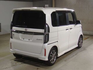 2021 Honda N-BOX II Рестайлинг, белый, 720999 рублей, вид 4