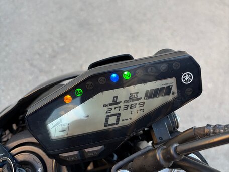 2018 Yamaha MT-09 (FZ-09), чёрный, 780000 рублей, вид 5