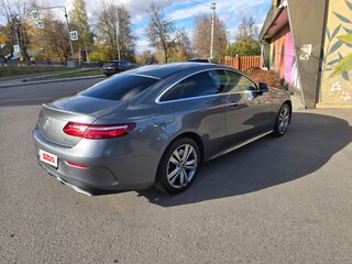 2017 Mercedes-Benz E-Класс 400 V (W213, S213, C238), серый, 4200000 рублей, вид 3