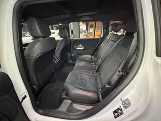 2025 Mercedes-Benz GLB 250 I (X247) Рестайлинг, белый, 6499000 рублей, вид 5