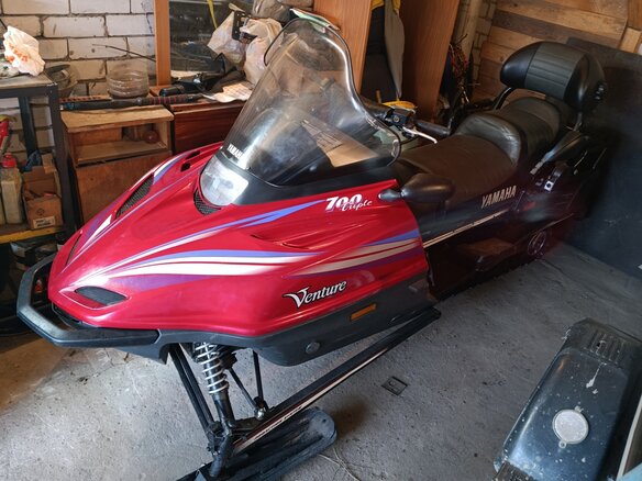 2002 Yamaha Venture, красный, 450000 рублей - вид 4
