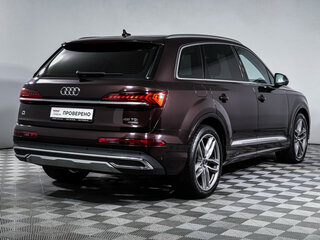 2021 Audi Q7 45 TDI II (4M) Рестайлинг, коричневый, 6500000 рублей, вид 5
