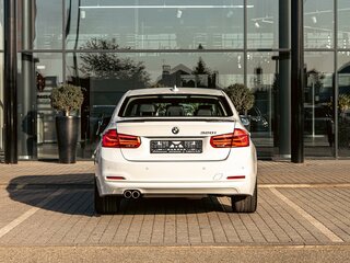 2017 BMW 3 серии 320i VI (F3x) Рестайлинг, белый, 1855000 рублей, вид 5