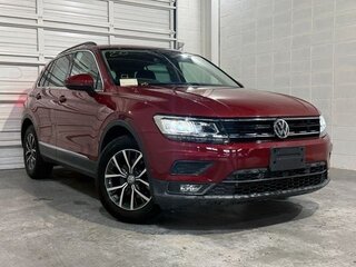 2019 Volkswagen Tiguan II, пурпурный, 1453008 рублей, вид 1