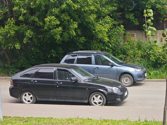 2008 Lada (ВАЗ) Priora I, зелёный, 235000 рублей - вид 2