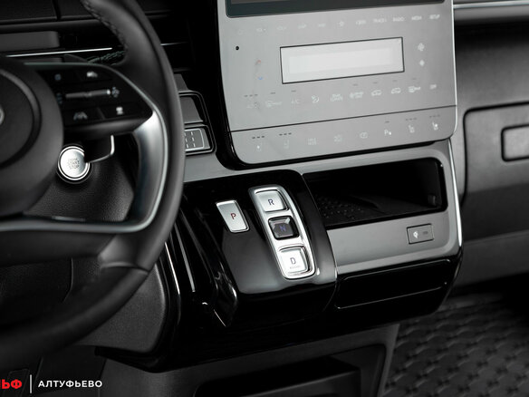 2025 Hyundai Staria I, чёрный, 6890000 рублей - вид 10