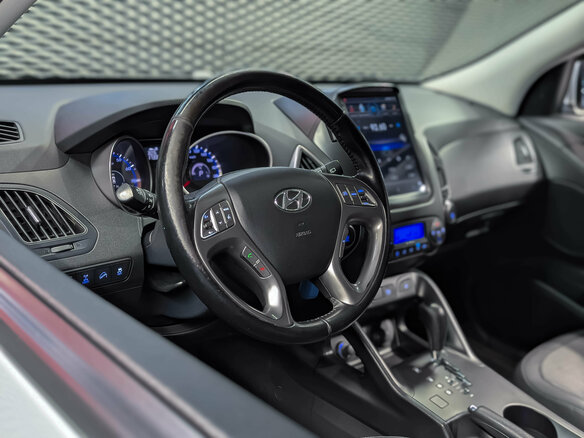2014 Hyundai ix35 I Рестайлинг, серебристый, 1490000 рублей - вид 7