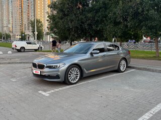 2018 BMW 5 серии 520d xDrive VII (G30/G31/G38), серый, 2520000 рублей, вид 2