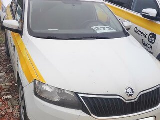 2019 Skoda Rapid I Рестайлинг, белый, 560405 рублей, вид 1