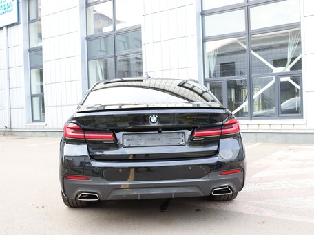 2022 BMW 5 серии 530d VII (G30/G31/G38) Рестайлинг, чёрный, 5400000 рублей, вид 4