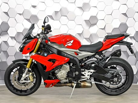 2014 BMW S 1000 R, красный, 929000 рублей, вид 4