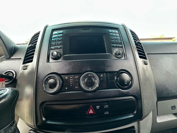 2014 Mercedes-Benz Sprinter, белый, 3100000 рублей - вид 11