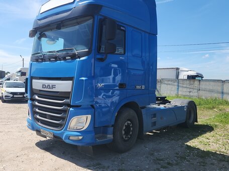 2017 DAF XF, синий, 5450000 рублей, вид 1