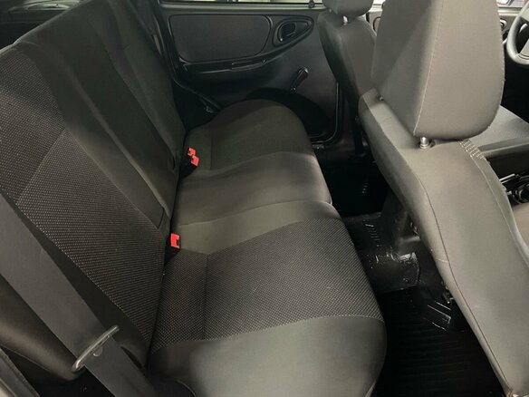 2013 Chevrolet Niva I Рестайлинг, серый - вид 9