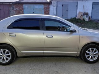2013 Chevrolet Cobalt II, бежевый, 750000 рублей, вид 5