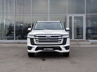 2022 Toyota Land Cruiser 300 Series, белый, 12300000 рублей, вид 3