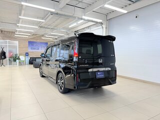 2016 Honda Stepwgn Spada V, чёрный, 2199999 рублей, вид 4