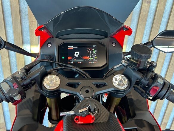 2026 Voge 525RR, красный, 577000 рублей - вид 14