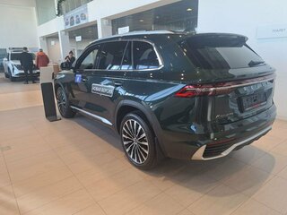 2026 Geely Monjaro I Рестайлинг, зелёный, 4954990 рублей, вид 4