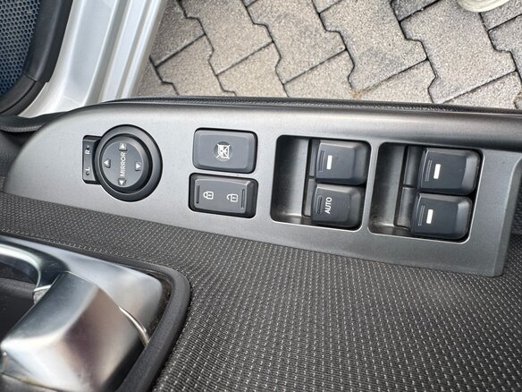2016 Kia Rio III Рестайлинг, серебристый, 1183000 рублей - вид 26