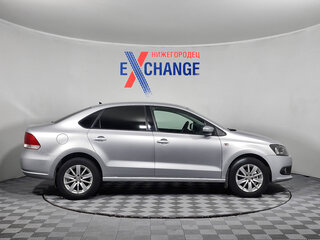 2013 Volkswagen Polo V, серебристый, 733000 рублей, вид 3