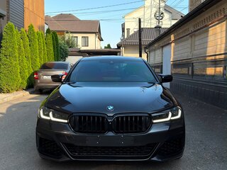 2020 BMW 5 серии 540i VII (G30/G31/G38) Рестайлинг, серый, 5550000 рублей, вид 3
