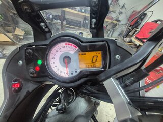 2007 Kawasaki Versys 650, серебристый, 380000 рублей, вид 5