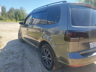 2010 Volkswagen Touran I Рестайлинг 2, серый, 1090000 рублей, вид 3