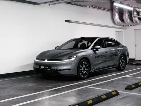 2026 Changan Qiyuan A06 28.39 kWh, серебристый, 2760000 рублей, вид 1