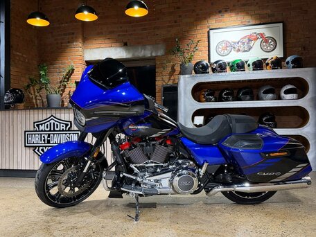 2025 Harley-Davidson CVO Street Glide, синий, 5300000 рублей, вид 2