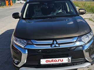 2018 Mitsubishi Outlander III Рестайлинг 3, коричневый, 3300000 рублей, вид 1