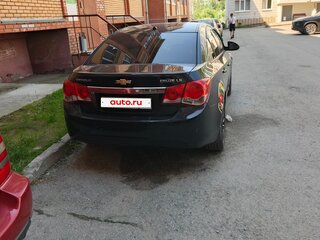 2011 Chevrolet Cruze I, чёрный, 550000 рублей, вид 4