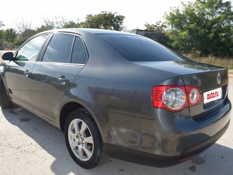2008 Volkswagen Jetta V, серый, 500000 рублей, вид 4