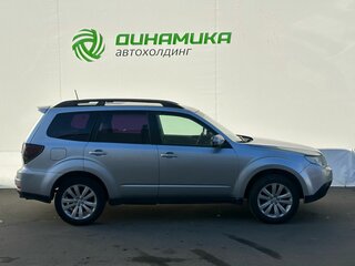 2012 Subaru Forester III Рестайлинг, серебристый, 815000 рублей, вид 4