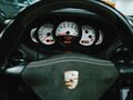 2002 Porsche 911 Carrera 4 V (996) Рестайлинг, чёрный - вид 9