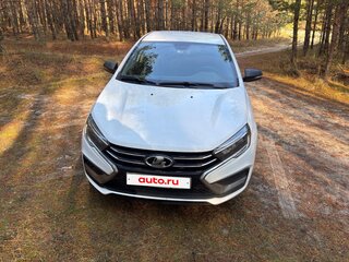 2024 Lada (ВАЗ) Vesta I Рестайлинг (NG), белый, 998000 рублей, вид 2