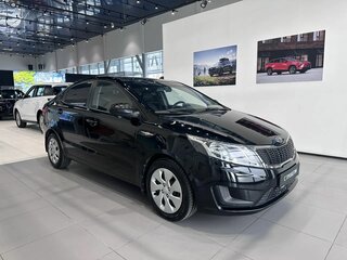 2011 Kia Rio III, чёрный, 800000 рублей, вид 3