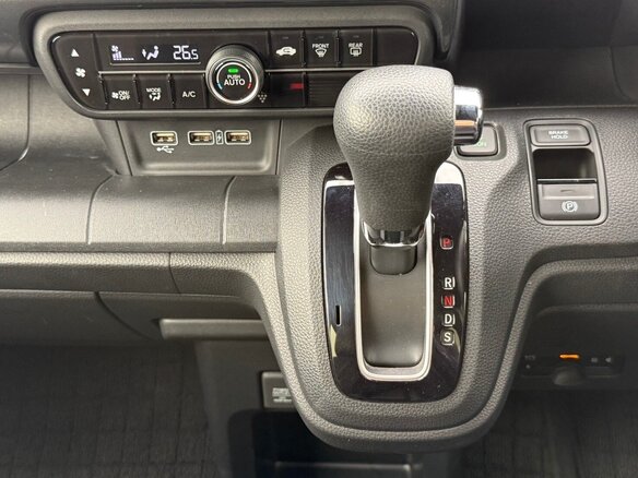 2023 Honda N-WGN II Рестайлинг, белый, 970000 рублей - вид 12