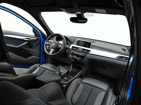 2020 BMW X1 20i xDrive II (F48) Рестайлинг, синий, 2835000 рублей, вид 5