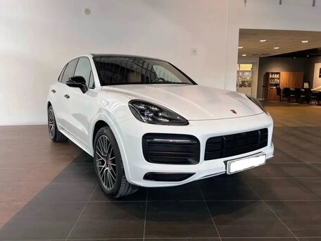 2018 Porsche Cayenne III, белый, 6499000 рублей, вид 2