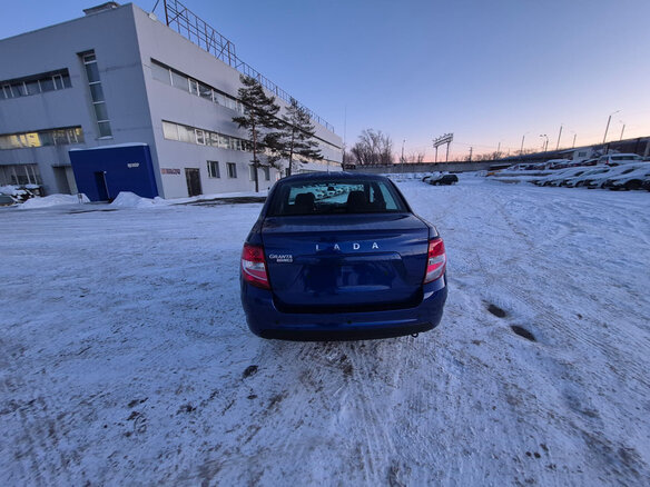 2026 Lada (ВАЗ) Granta I Рестайлинг, синий, 1310000 рублей - вид 3
