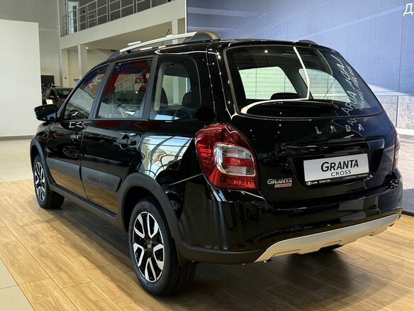 2026 Lada (ВАЗ) Granta Cross I Рестайлинг, чёрный, 1196000 рублей - вид 5