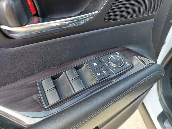 2013 Lexus RX 270 III Рестайлинг, белый, 2499000 рублей - вид 15