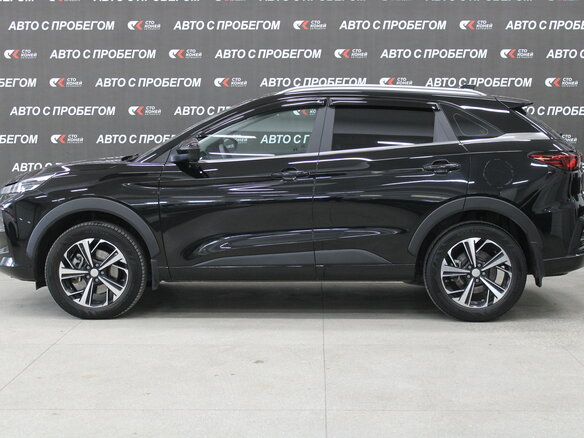2023 JAC JS6, чёрный, 1846000 рублей - вид 4