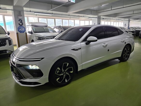 2024 Hyundai Sonata VIII (DN8) Рестайлинг, белый - вид 1
